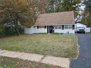 Building Photo - 1406 Montgomery Rd