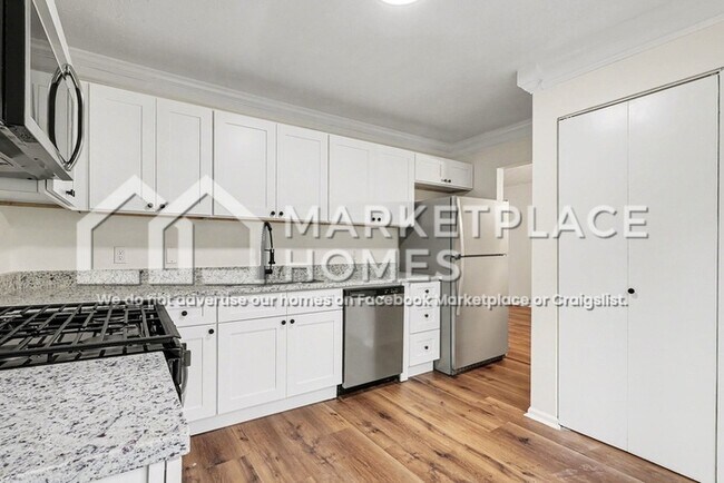 Building Photo - 2650 Cloud Ln