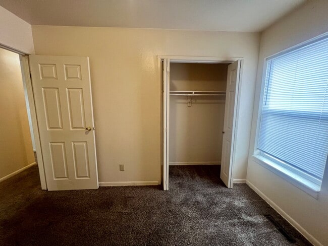 Building Photo - Three bedroom now ready