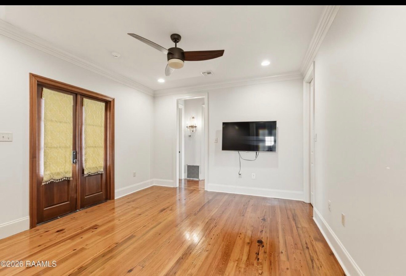 Building Photo - 401 Torrenova Cir