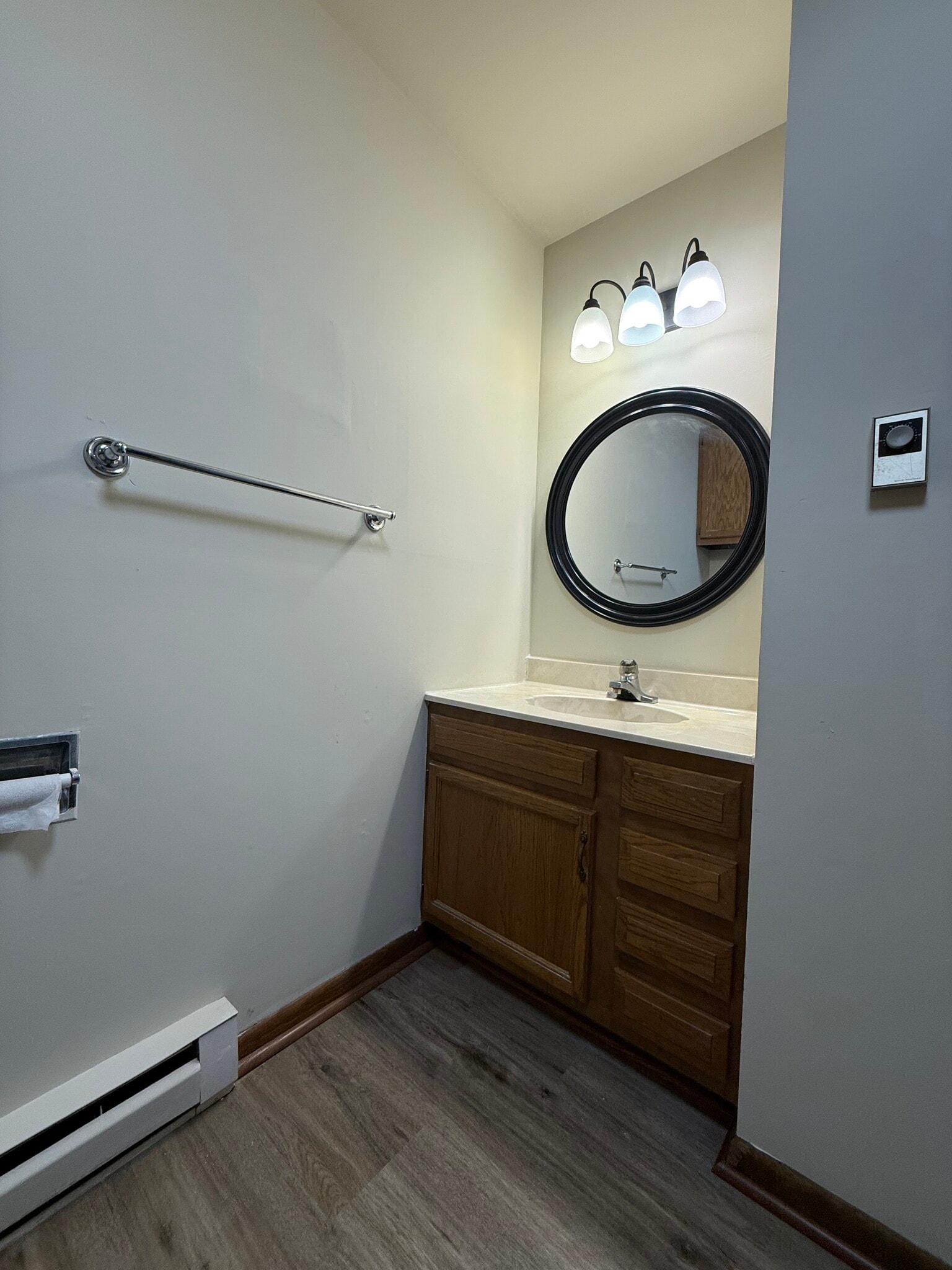 Bathroom features new updates - 1004 Corbett St