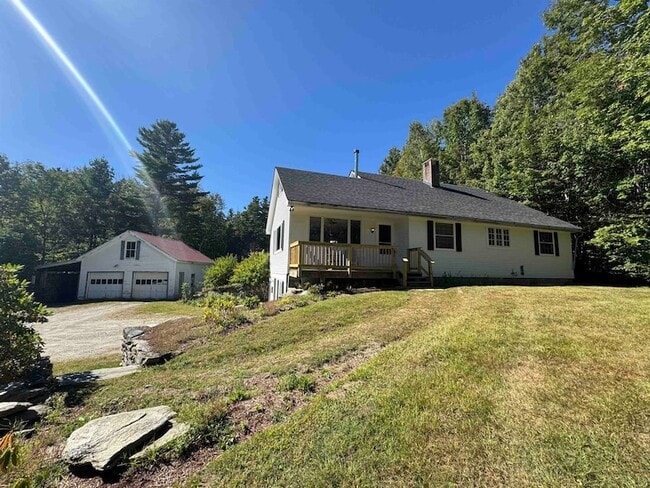 Building Photo - 473 Hapgood Pond Rd