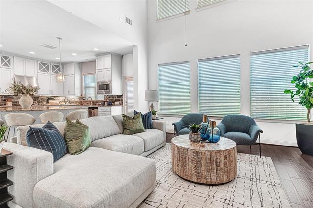 Building Photo - 3613 Gloucester Rd