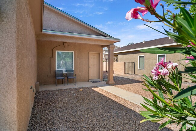 Building Photo - 2863 Ox Cart Ct