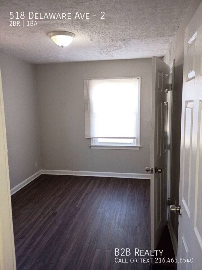 Building Photo - 518 Delaware Ave