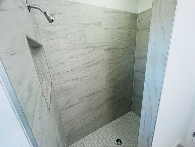 Building Photo - BRAND NEW 3/2/1 SINGLE FAMILY HOME--SW LEHIGH ACRES