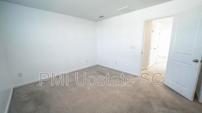 Building Photo - 226 Coldwater Creek Ct
