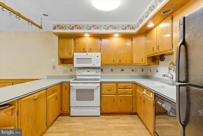 Building Photo - 3742 12th St S