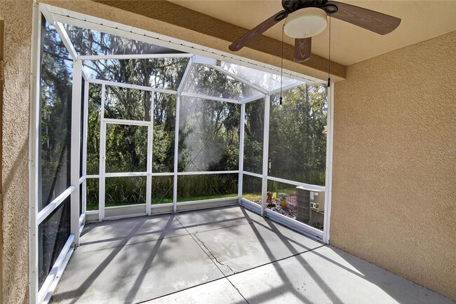 Building Photo - 15843 Fishhawk View Dr