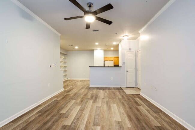 Building Photo - Welcome Home!