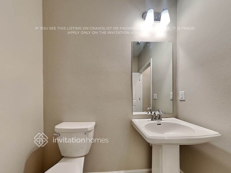 Building Photo - 214 Sweet Lemon Ln