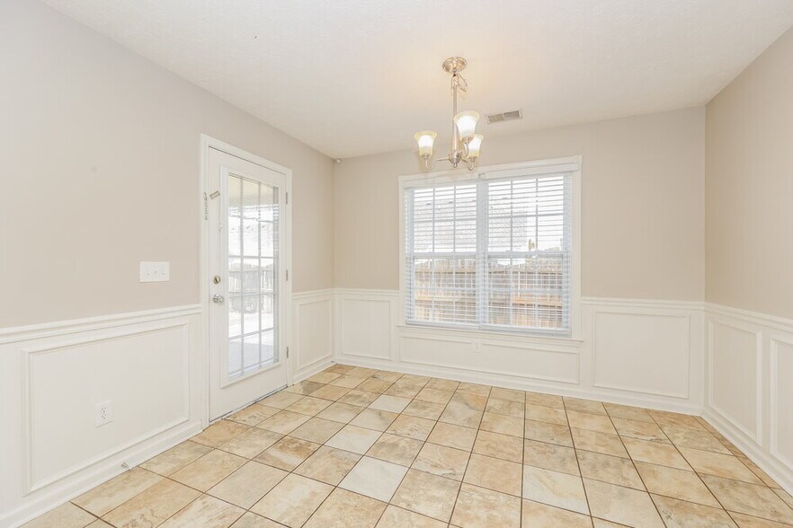 Building Photo - 3360 Cornerstone Dr