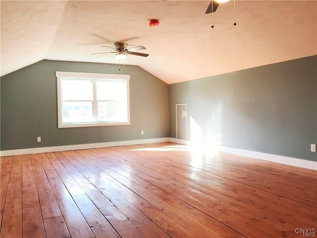 Building Photo - 1019 Fyler Rd