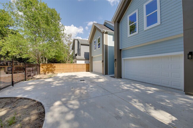Building Photo - 955 Ringold St