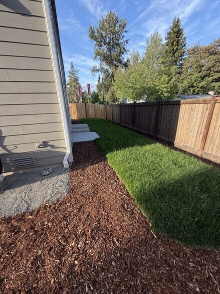 Building Photo - 18531 SE 271st Ct