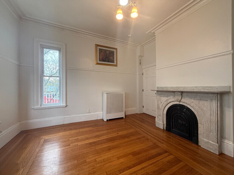 Building Photo - 4 Wabon St