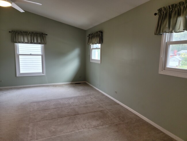 Master Bedroom - 2954 Partridge Ct