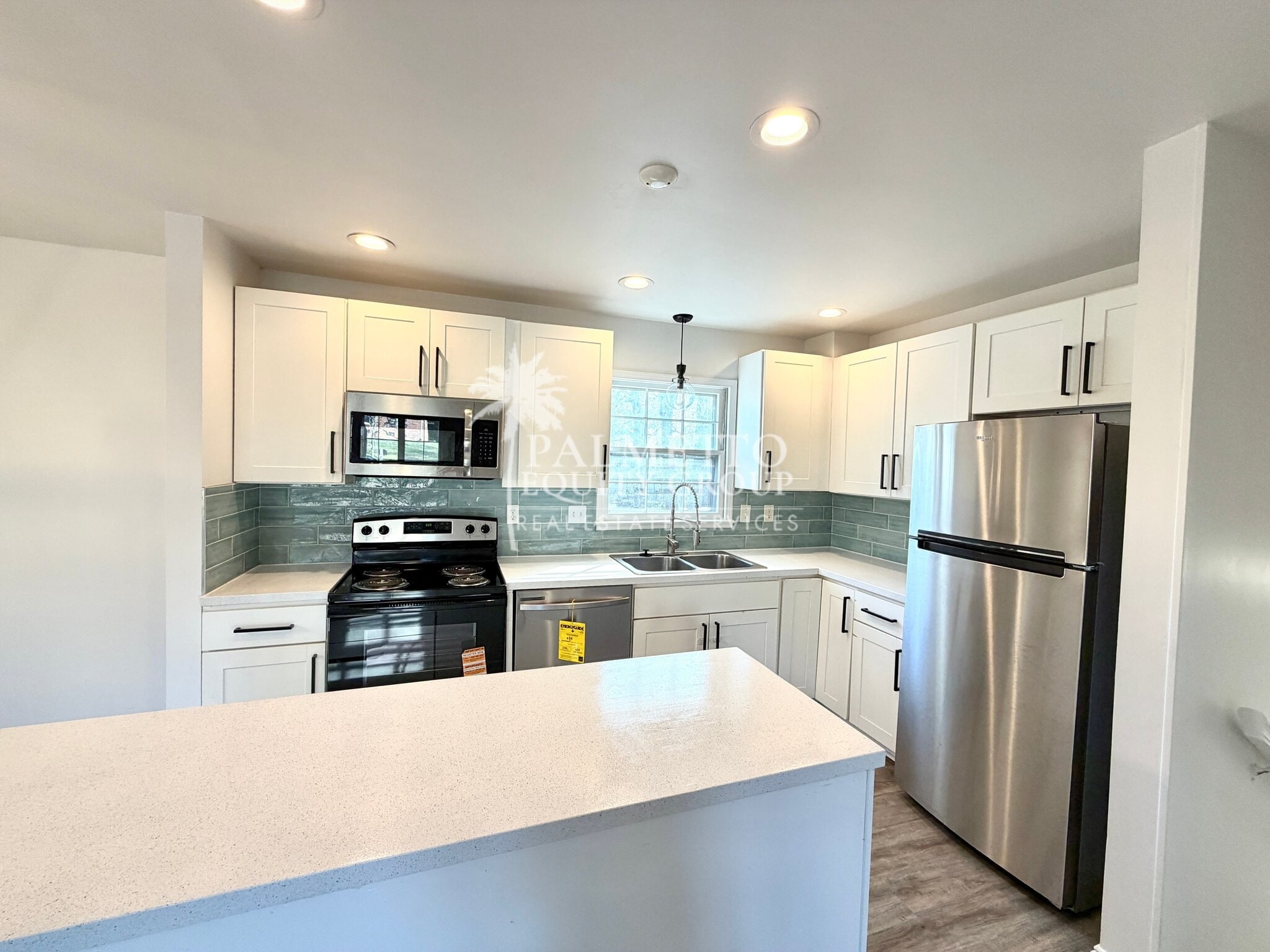 Building Photo - 2210 Waynick St