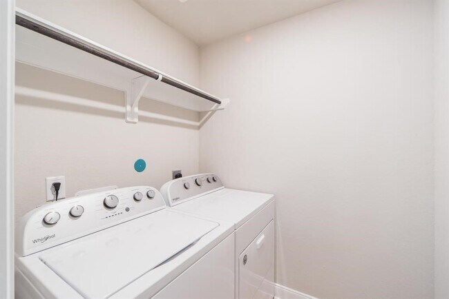 Building Photo - 11219 Victoria Hollow Trace