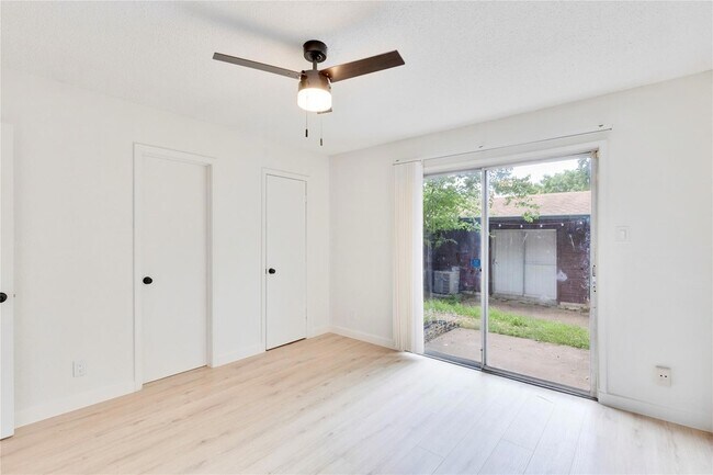 Building Photo - 2314 Greenfield Pkwy