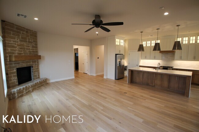 Building Photo - 1891 Lytal Ln