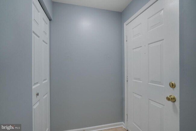 Building Photo - 7518 Snowpea Ct