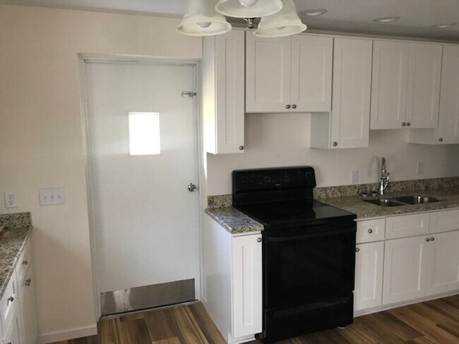 Building Photo - ACCEPTED APPLICATION 9-7-24