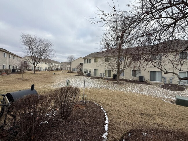 Building Photo - 3736 Munson St