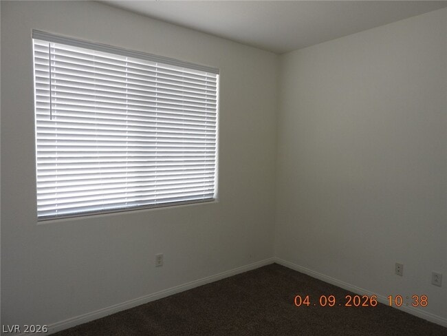 Building Photo - 390 Fringe Ruff Dr