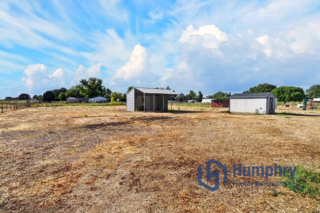 Building Photo - 13159 Ocotillo Dr
