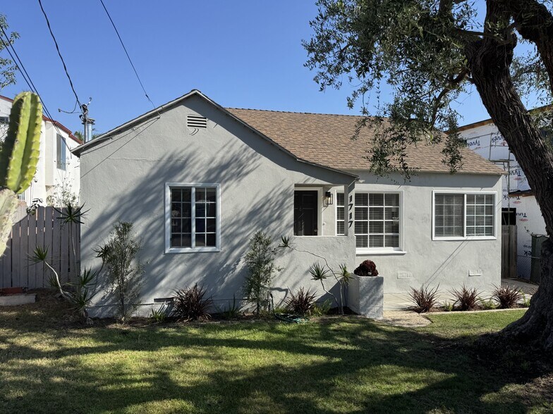 Primary Photo - 1717 2nd St