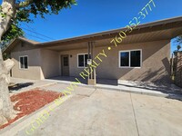 Building Photo - Home for Rent in Calexico Utilities included