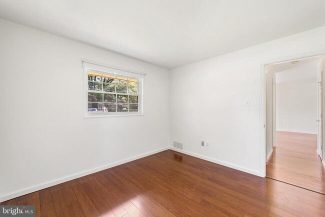 Building Photo - 7406 Blackford St