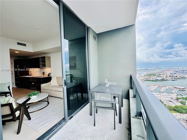 Building Photo - 159 NE 6th St