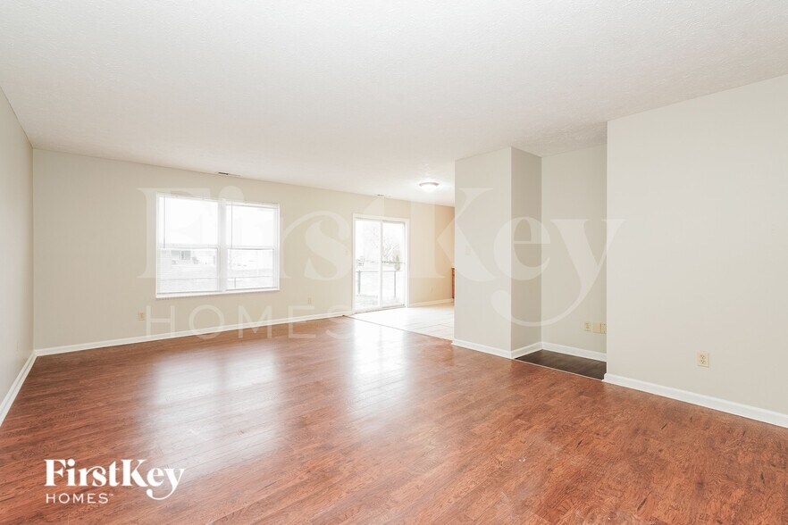 Building Photo - 3149 Monterey Dr