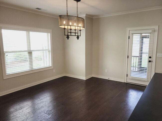 Building Photo - 4417 Tuckahoe Ln