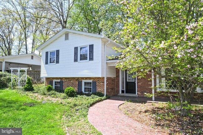 Building Photo - 2412 Rockbridge St