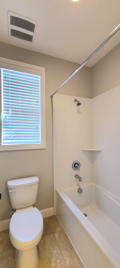 Building Photo - Beautifull Single Family Home in Folsom w/ Solar, Tankless Water Heater, Pool Access, Bonus Room ...