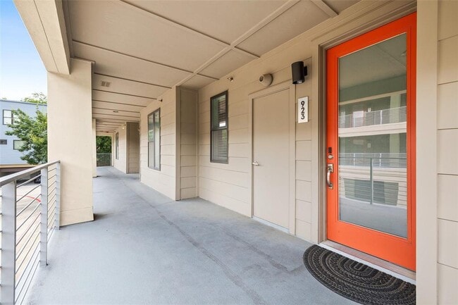 Building Photo - 2804 Treble Ln
