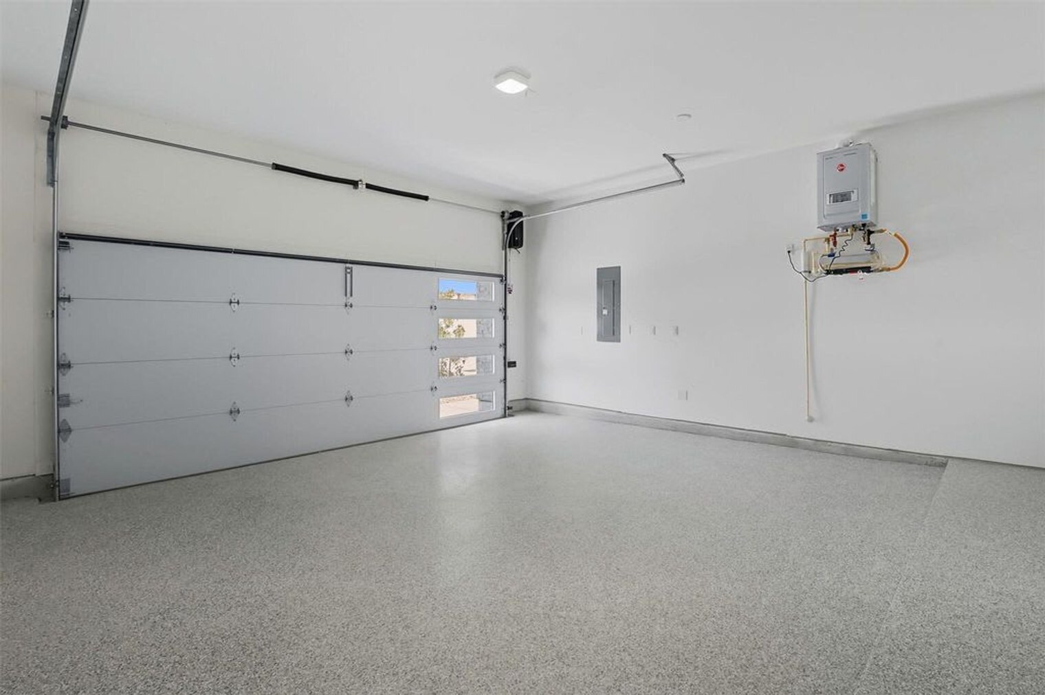 Building Photo - 2926 El Fenice Ln