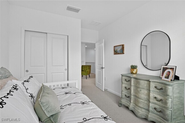 Building Photo - 1657 Serena Ave