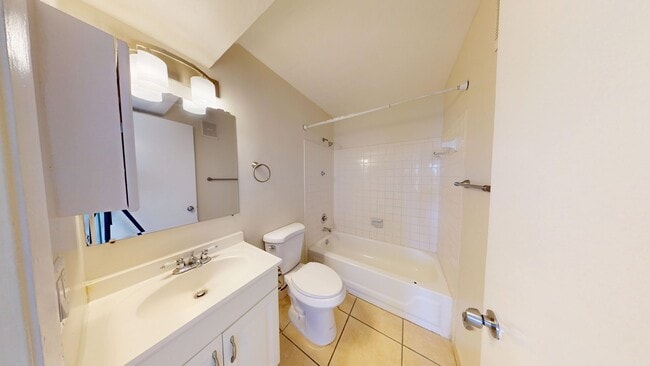 Building Photo - 2BD/2BA Condo in West Palm Beach!!