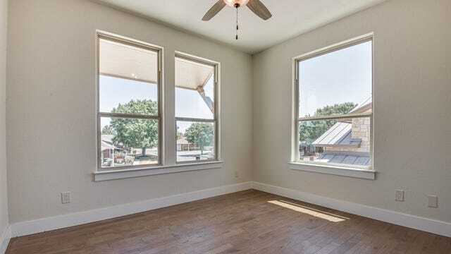 Building Photo - 1702 Gruene Vineyard Crossing