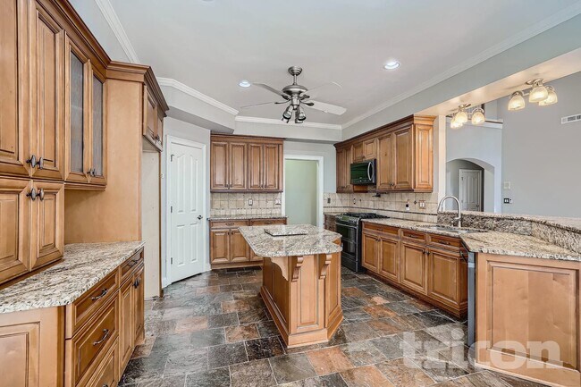 Building Photo - 30 Citron Ct