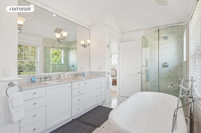 Building Photo - 31 Ocean View Ave