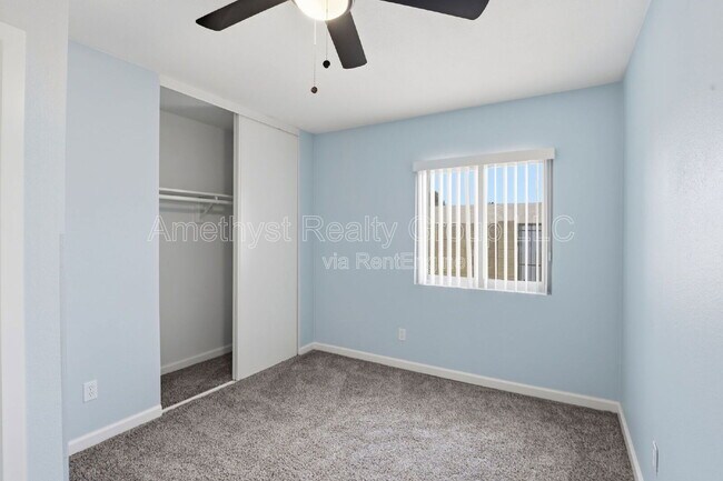 Building Photo - 6201 W Acoma Dr