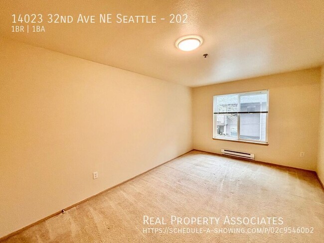 Building Photo - Spacious 1 Bed 1 Bath with In-Unit Washer/...