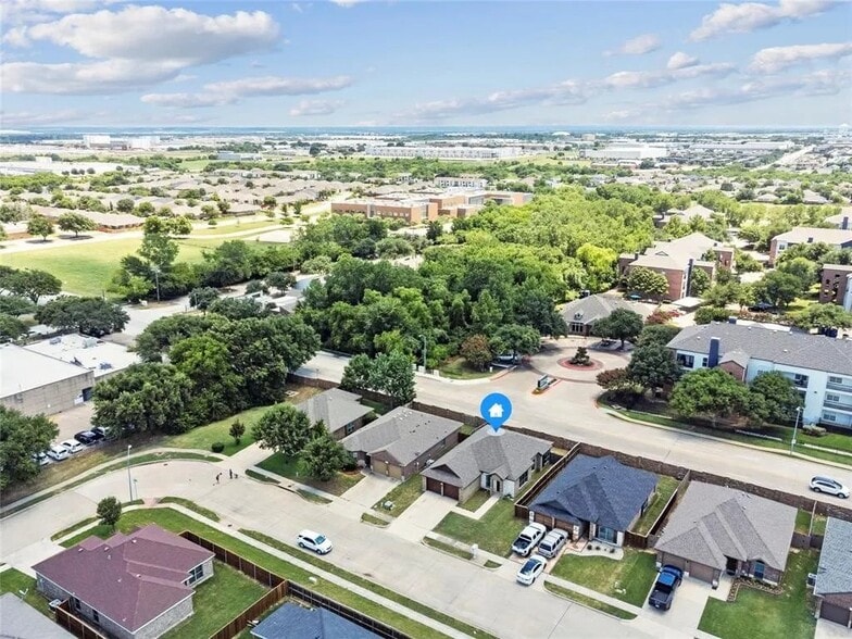 Building Photo - 2835 Becki Dr
