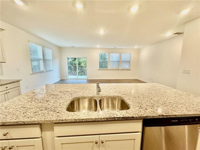 Building Photo - 236 Vision St