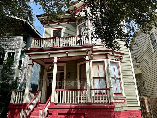Primary Photo - 124 E Henry St